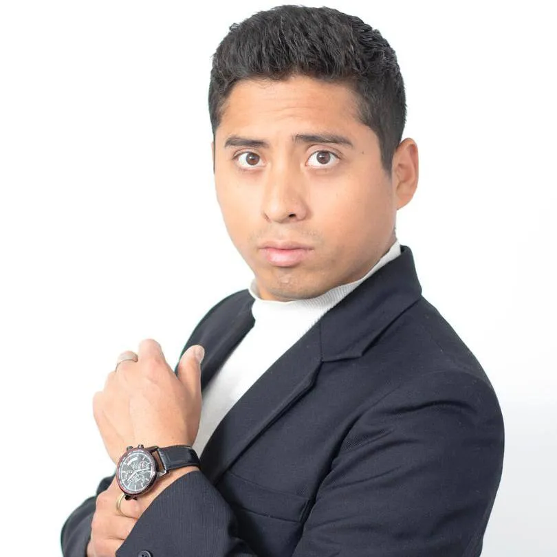 Eduardo Carreño, agente inmobiliario de RE/MAX Terra